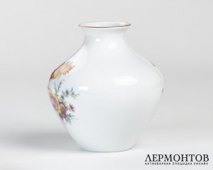 Ваза с цветами. Фарфор, Hutschenreuther, Германия, 1970–1985 годы