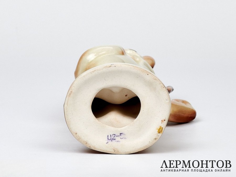 Статуэтка «Рысь». Фарфор, СССР, 1985 год