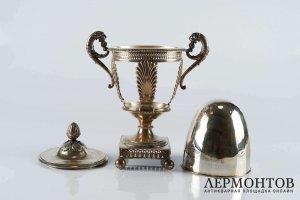 Сахарница. Серебро 950 пробы. Франция, начало XIX века.