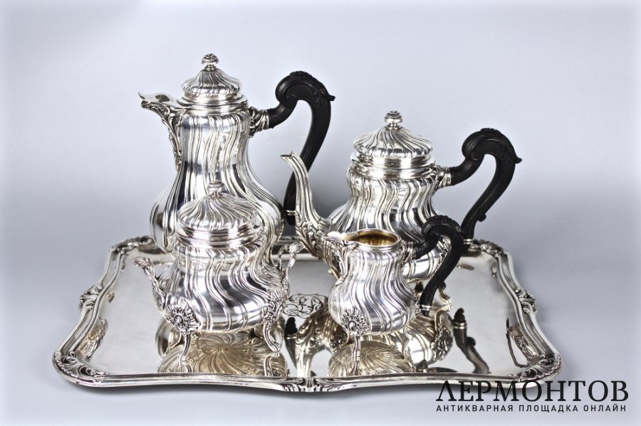 Чайный и кофейный сервиз в кофре. Bointaburet. Серебро 950 пробы. Франция, XIX в.