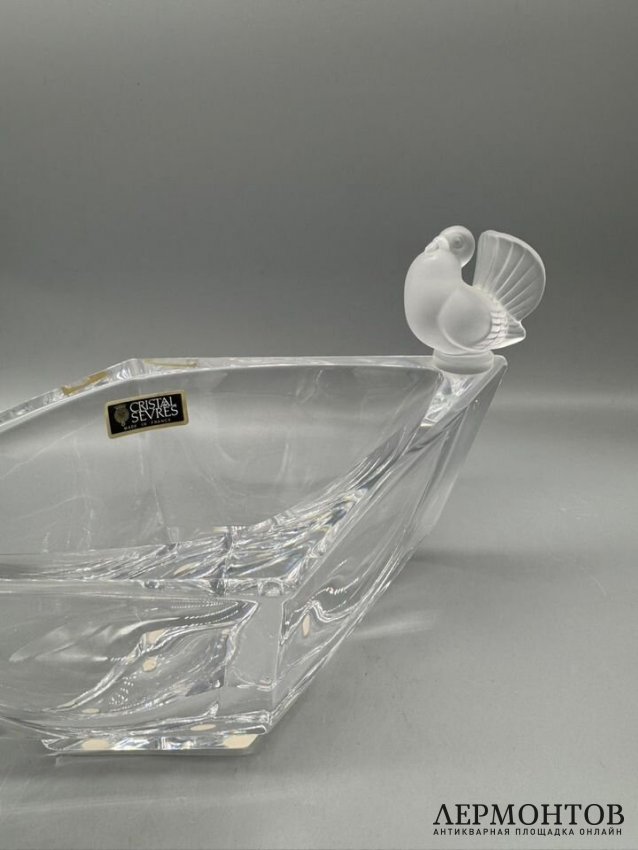 Ромбическая ваза для фруктов с птичками. Хрусталь, Cristal de Sèvres, Франция, 20 век