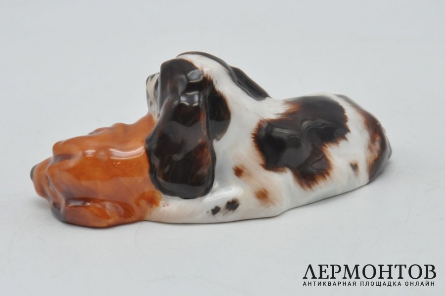 Статуэтка Спящие кокер-спаниели. Фарфор, роспись. Англия, Royal Doulton, 1970-80е гг.