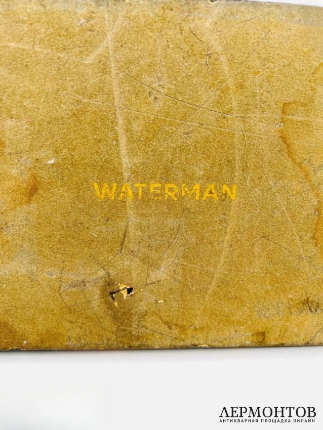 Письменный набор из 4 предметов с фигурой собаки. Waterman