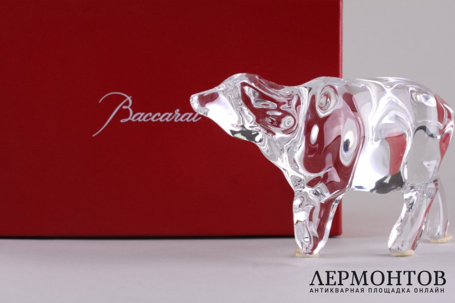 Статуэтка Бык. Франция, фирма Baccarat. Хрусталь, резьба. Символ 2021 года.