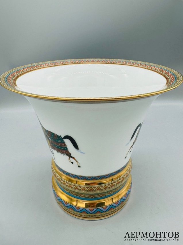 Ваза «Cheval d'Orient». Фарфор, Hermès, Франция