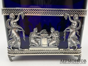 Шкатулка в ст. неоклассика. Германия, нач. 20 века. Серебро 800 пробы, стекло.