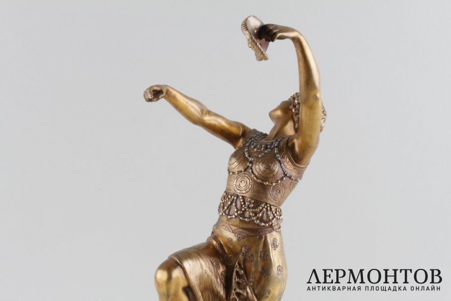 Скульптура Танец с маской. Joe Descomps. Бронза, золочение. Франция, 1920-е гг.