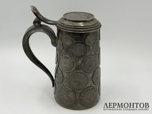 Кружка c монетами и копией медали За победу при Гангуте. Россия, 1893 год. Серебро 84