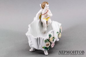 Ваза, конфетница Амур. Фарфор, роспись. Германия, 1930-60е гг.