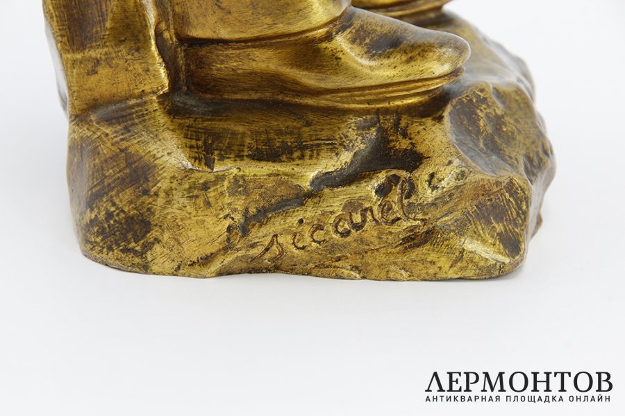 Скульптура Мужчина с корзиной яблок. Бронза, кость. Франция, Secarel, 1920-30е гг.