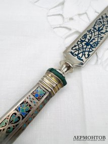 Нож для бумаг. Серебро 91 пробы, выемчатая эмаль, малахит, Россия, конец 19 века