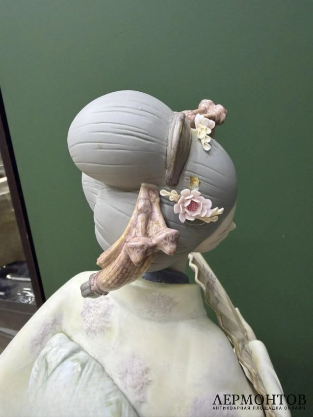 Скульптура «Японская элегантность». Фарфор грес, Lladro, скульптор José Puche, Испания, 2005–2006 годы