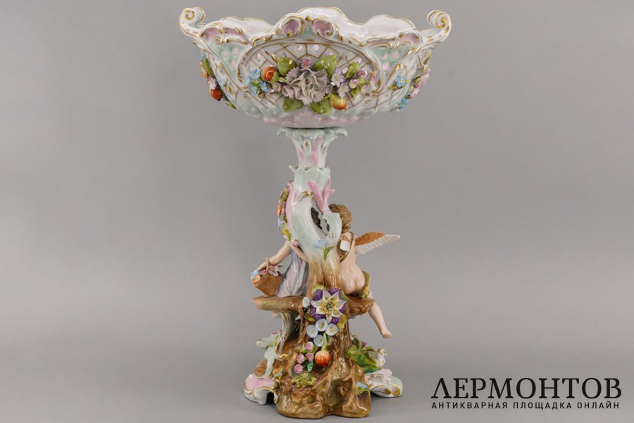 Ваза для фруктов Амур и Психея. Фарфор, роспись. Германия, Ширхольц, 1867 - 1911.