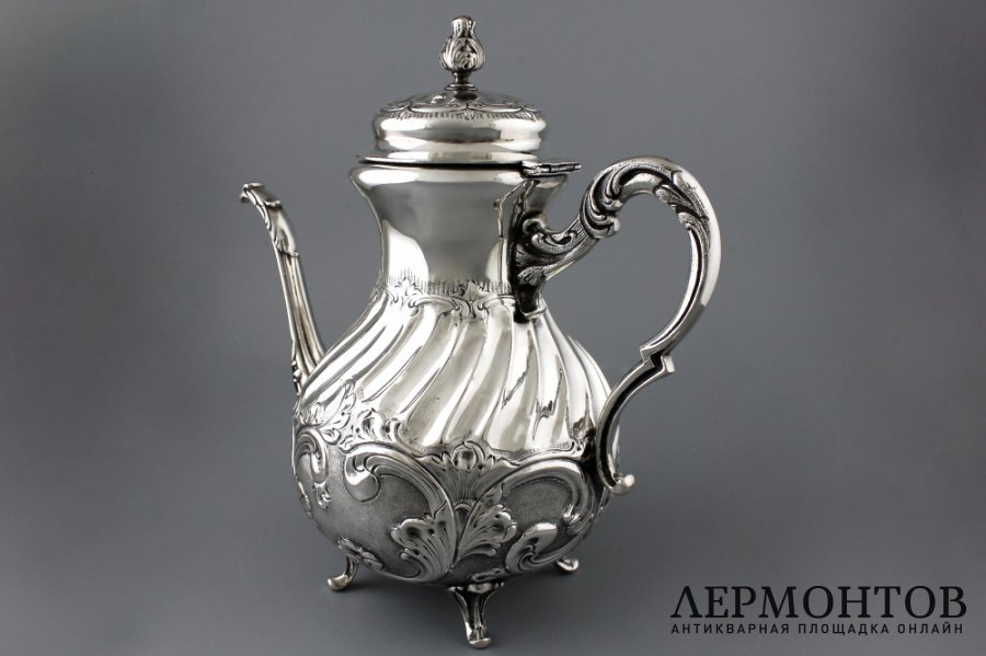 Большой чайник. Серебро 925 пробы. Европа, начало XX в.