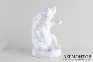 Сидящий медведь с открытой пастью. Фарфор. Германия, фабрика Lichte, 1952-45