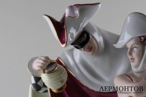 Статуэтка Карнавал. Фарфор. Royal Dux, Чехословакия. Вторая пол. XX в.