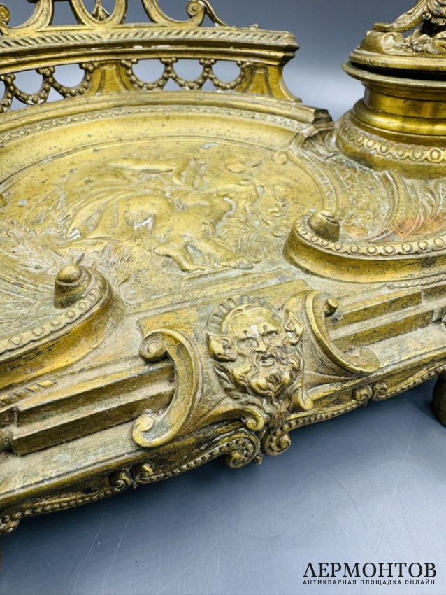 Чернильница с фигурой музыканта и птичками. Бронза, Западная Европа, конец 19 века
