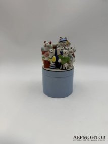 Шкатулка «Коты» из серии «Benedikt & Friends». Фарфор, роспись, Villeroy & Boch, художница R. Benedikt, Германия