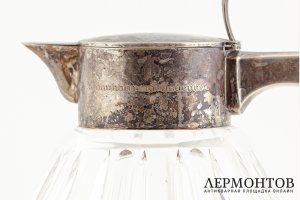 Кувшин для напитков с фигурным туловом. Германия, 1930-е гг. Серебро 800 проба.