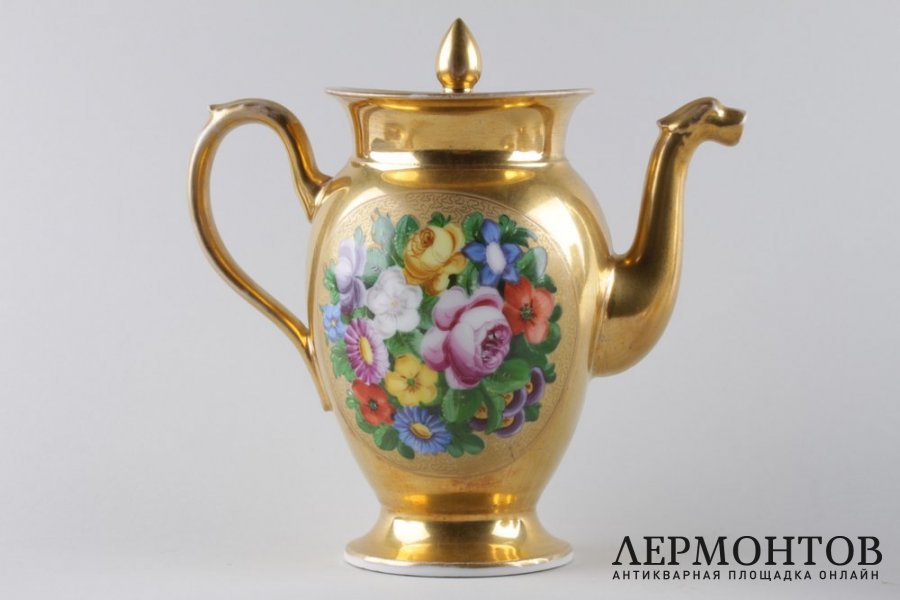 Чайный, кофейный сервиз на 6 персон. Фарфор. Европа.