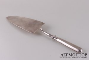 Сервировочная лопатка для подачи торта. Россия, Москва , 1908-1917 гг. Серебро 84 пр.