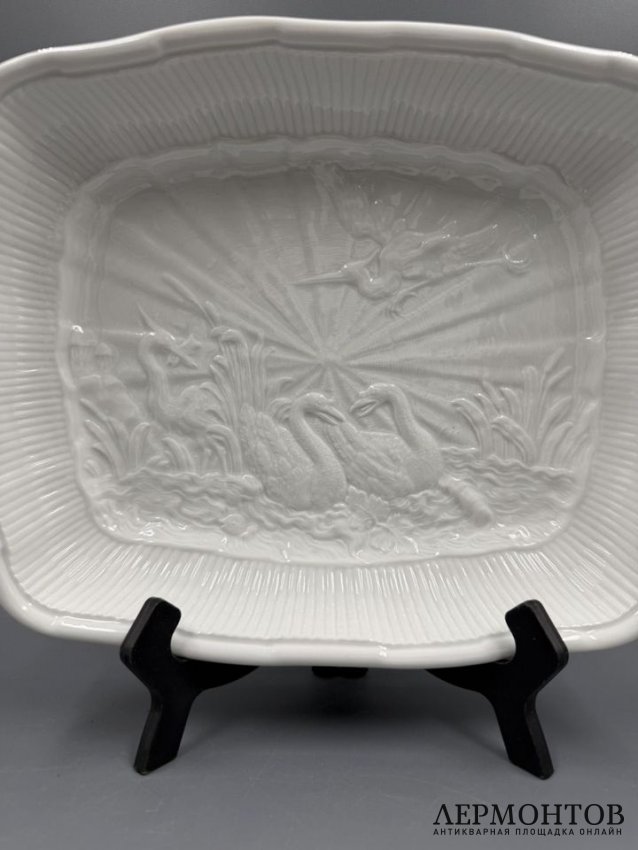 Блюдо для запекания из «Лебединого сервиза», 33,5 × 21 см. Фарфор, Meissen, Германия