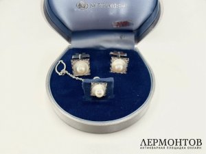 Запонки и булавка для галстука Mitsukoshi
