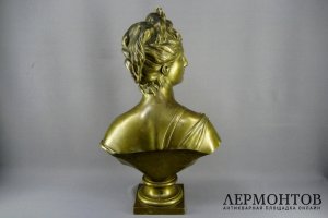 Кабинетная скульптура Диана. Бронза, патинирование. Франция, XIX век. По мод. Гудона.