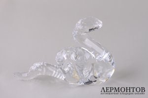 Статуэтка Змея. Франция, фирма Baccarat. Хрусталь, резьба.