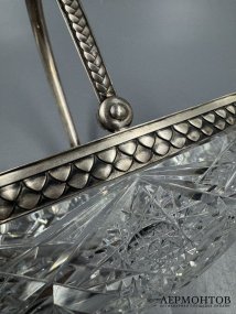 Ваза-конфетница с ручкой. Серебро 84 пробы, Россия, начало 20 века