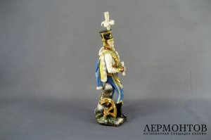 Композиция Гусар. Фарфор. Италия, Доччия, начало ХХ века.
