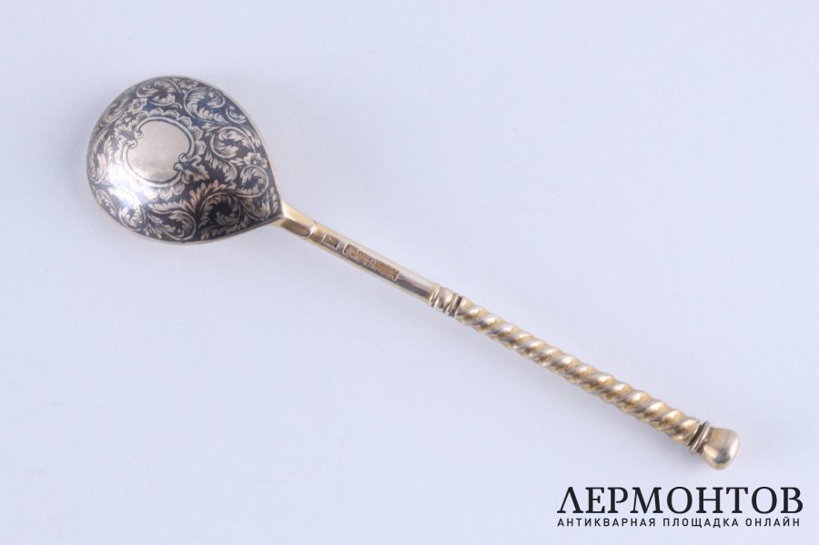 Ложка с чернением. Василий Семенов. Серебро 84 пробы. Россия, Москва, 1864 год.