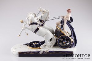 Композиция. Колесница. Фарфор, роспись. Royal Dux Bohemia, XX век.