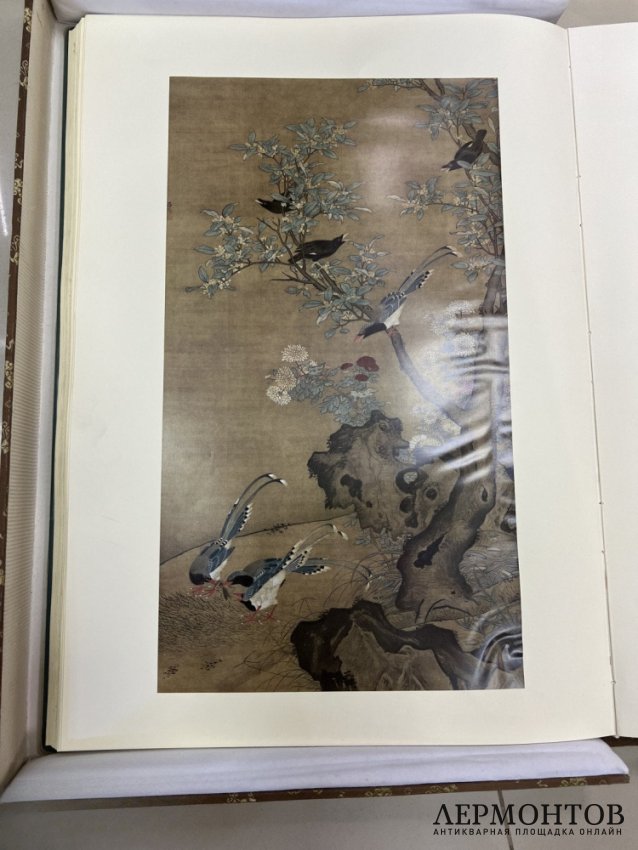 Альбом «Избранные картины птиц и цветов Дворцового музея». Пекин, 1981 год