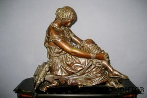 Кабинетные часы. Бронза, патинирование, мрамор. Франция, XIX век.