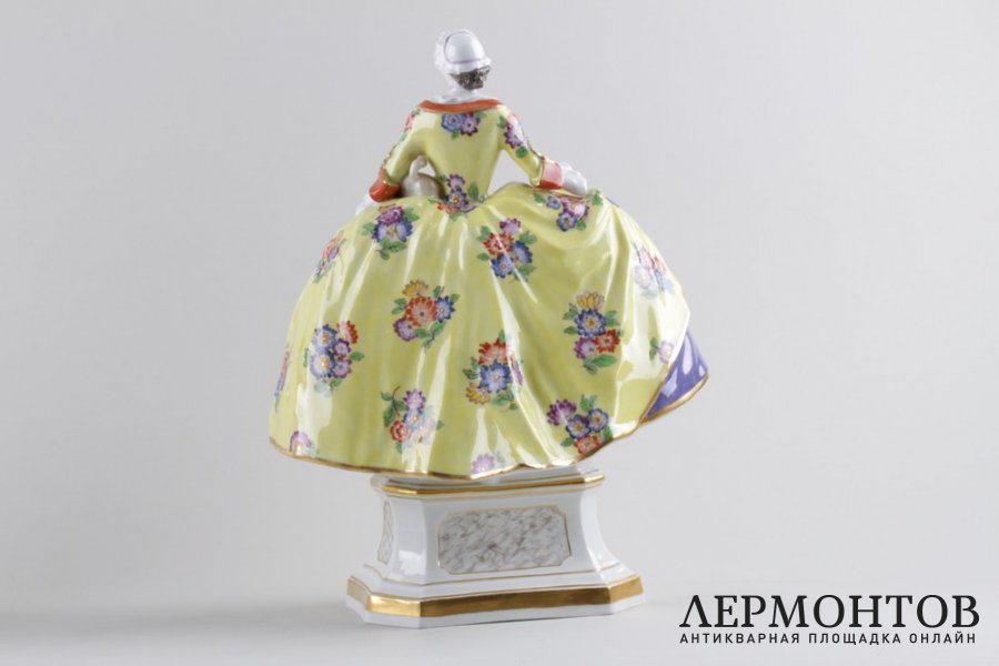 Масон с мопсом и Дама с мопсом. MEISSEN, XIX век.