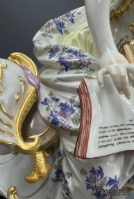 Скульптура «Муза Каллиопа». Фарфор, Meissen, И. И. Кендлер, Германия, 2012 год