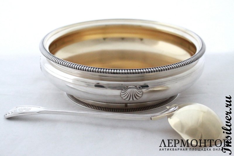 Большая чаша для фруктов с ложкой. Серебро 950. Франция