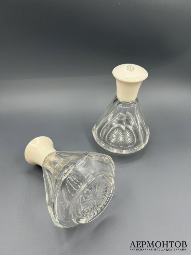 Пара флаконов с костяными крышками. Серебро 950 пробы, кость, стекло, Eusebe Callot, Франция, 2-я половина 19 века