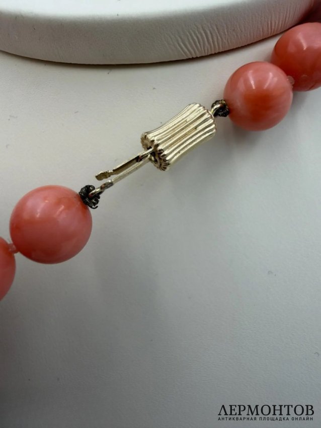 Ожерелье из коралла Momo. Коралл, золото 585 пробы