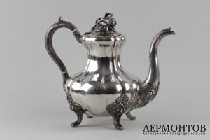 Кофейник Карл Сейпель. Серебро 84 пробы. Российская империя, середина XIX века.