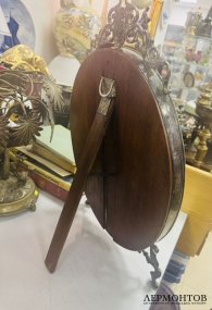 Настольное и подвесное зеркало с фигурным декором. Металл, Фраже, нач. 20 в.