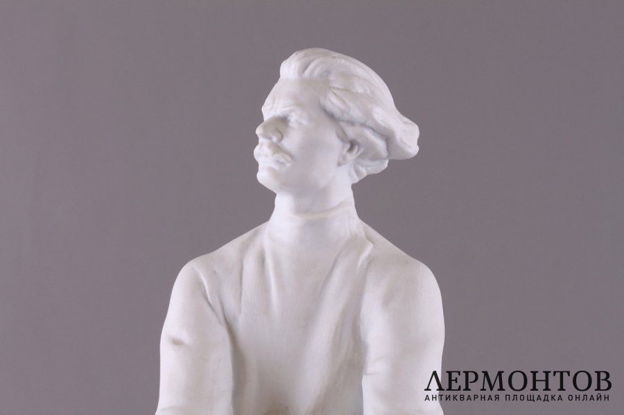 Статуэтка Максим Горький. Фарфор. СССР, ЛФЗ. 1950-е.