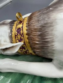Статуэтка «Русская борзая на подушке». Фарфор, роспись, золото, Meissen, Германия