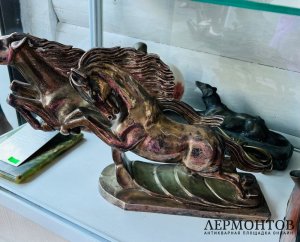 Скульптурная композиция «Кони. Пегасы». Металл, Западная Европа, авторская работа