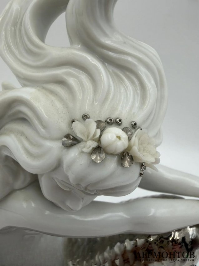 Статуэтка «Illusion» (Русалка). Фарфор, платиновый люстр, дерево, Lladro, Испания