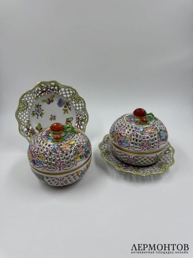 Ажурная шкатулка с крышкой-клубникой. Фарфор, роспись, Herend, Венгрия, 20 век