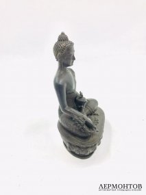 Статуэтка «Будда Бхайшаджьягуру». Бронза, патинирование, Тибет, 20 век