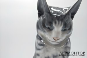 Статуэтка Котенок, играющий с хвостом. Роспись. Дания, Royal Copenhagen, 1970е гг.
